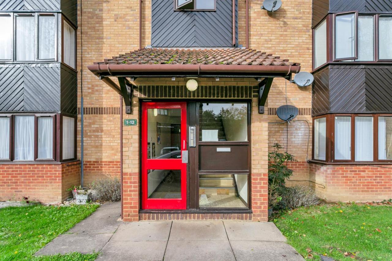 Aryas Apartments London Edgware Exterior foto